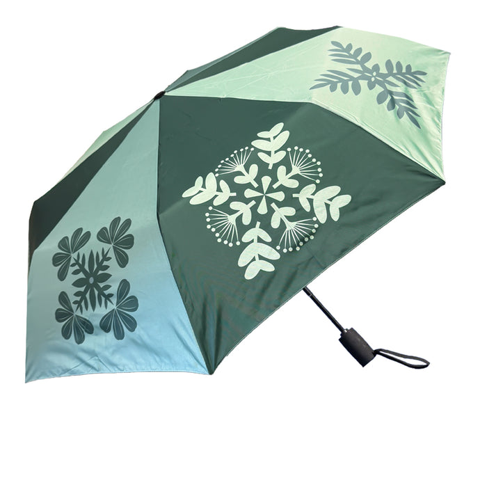 Travel Umbrella: Hawaiʻi Volcanoes National Park Lehua Quilt Pattern Design